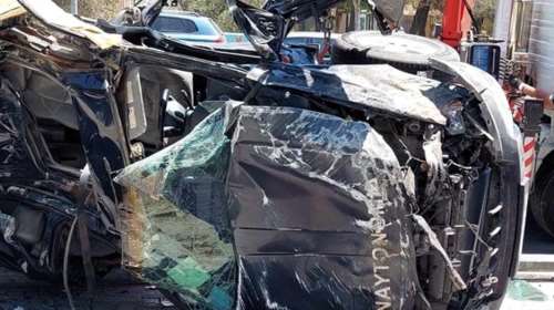 &quot;Μου χάλασαν το αυτοκίνητο&quot;: Δίωξη για κακούργημα στην 88χρονη που πέρασε με κόκκινο - Νεκρός πατέρας δύο παιδιών