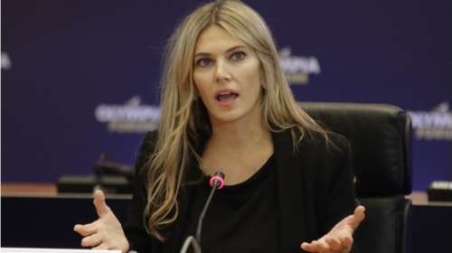 Νέα καταγγελία για την Εύα Καϊλή: &quot;Την παρακολουθούσαν για σχέσεις με τη Ρωσία&quot;, λέει Πολωνός ευρωβουλευτής