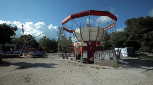 Τραγωδία σε λούνα παρκ του Ελληνικού: 5 χρόνια φυλακή στους υπεύθυνους για το θάνατο του μικρού Βασίλη το 2014 [βίντεο]