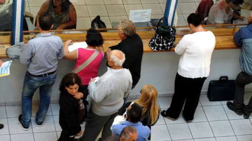 Φορολογικές δηλώσεις: Αλλάζει το τοπίο στην υποβολή τους - Κατάργηση των παρατάσεων, κίνητρα και κυρώσεις