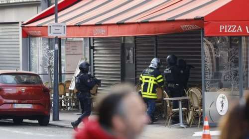 Παρίσι: Συνελήφθη ο άνδρας που κρατούσε ομήρους τους εργαζόμενους του