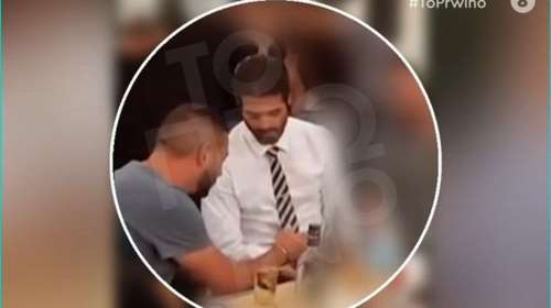 Άρης Μουγκοπέτρος: Οταν ο φίλος που του έδωσε την κροτίδα του φιλούσε τα χέρια, σε εμφάνισή του σε πανηγύρι [βίντεο]