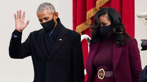 Το περίεργο δώρο που έστειλε η ΤΖιλ Μπάιντεν στη Μισέλ Ομπάμα από τον Λευκό Οίκο