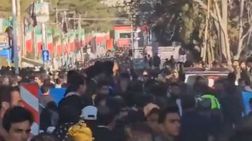 Μακελειό στο Ιράν: Έκρηξη στο μνημείο του στρατηγού των Φρουρών της Επανάστασης, Σολεϊμανί - Πάνω από 100 νεκροί (Βίντεο)