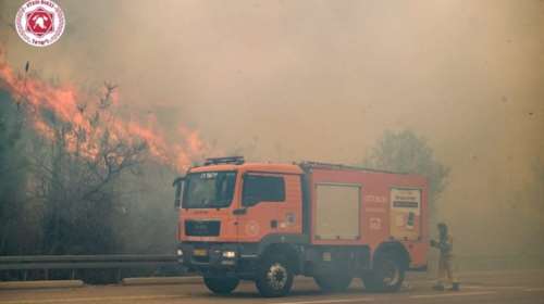 Μάχη με τις φλόγες στο κεντρικό και νότιο Ισραήλ: Καίγονται οι λόφοι της Ιερουσαλήμ - Εκκλήσεις για βοήθεια από Ελλάδα και Κύπρο