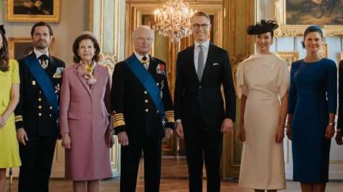 Η Πρώτη Κυρία που "έσβησε" τις Σουηδές royals: To υπέρκομψο λευκό σύνολο και οι πριγκίπισσες που ντύθηκαν σουηδική "σημαία"
