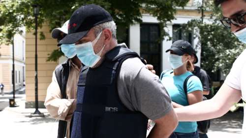 Δίκη ψευτογιατρού: Δήλωσε ασθένεια και έμεινε στο κελί του - Ξεσπούν οι συγγενείς των θυμάτων