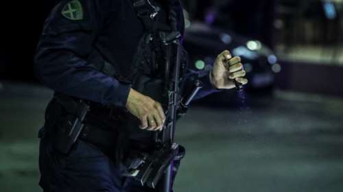 Χειροπέδες σε αξιωματικό της ΕΛΑΣ - Για υπεξαίρεση άνω των 120.000 ευρώ και απάτη σε βάρος του Δημοσίου