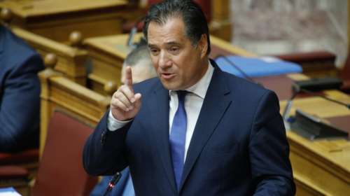 Γεωργιάδης για καύσιμα: H μείωση της τιμής του πετρελαίου θα φτάνει στον καταναλωτή