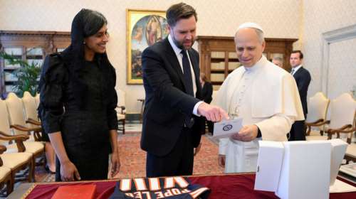 Συνάντηση Βανς με τον Πάπα Λέοντα - Πρόσκληση στις ΗΠΑ για να συναντηθεί με τον Τραμπ