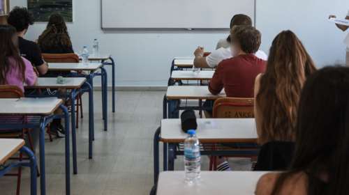 Αντίστροφη μέτρηση για τις Πανελλαδικές: Αρχίζουν την Πέμπτη στα ΕΠΑΛ και την Παρασκευή στα ΓΕΛ - Το πρόγραμμα