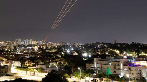 Ιράν: Είχαμε ενημερώσει τις ΗΠΑ για &quot;περιορισμένες&quot; επιθέσεις - Αντίστροφη μέτρηση για την αντίδραση του Ισραήλ