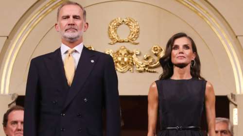 Αποκάλυψη βόμβα για τη βασίλισσα Λετίσια: Η απόδραση από το παλάτι και η ινκόγκνιτο πτήση για Νέα Υόρκη με μυστηριώδη άνδρα