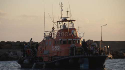Ναυάγησε σκάφος με μετανάστες στην Κρήτη: Ενας νεκρός και πέντε τραυματίες [εικόνες]