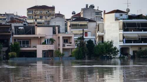 Κακοκαιρία Daniel: Δέκα οι νεκροί στο Θεσσαλικό Κάμπο - Δραματικές διασώσεις και αγωνία στη Λάρισα