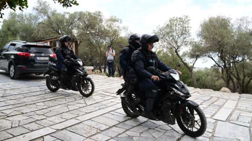 Μυστήριο με τον ξυλοδαρμό άνδρα στην Ακρόπολη: Τον βρήκαν αιμόφυρτο στον δρόμο