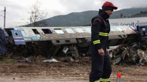 Τραγωδία στα Τέμπη: Μέρα εθνικού πένθους στην Αλβανία η Κυριακή 5 Μαρτίου