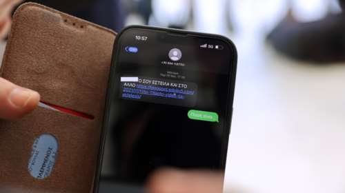 Νέες αποκαλύψεις για τις υποκλοπές: Μηνύματα με predator σε τουλάχιστον 20 τηλέφωνα - ΣΥΡΙΖΑ: Παρακράτος Μητσοτάκη