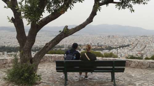 Βροχερός ο καιρός σήμερα, φεύγει η αφρικανική σκόνη - Ερχονται έντονες βροχές και καταιγίδες τις επόμενες ημέρες