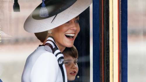 H Κέιτ υπεράνω όλων: Ορκίζονται στο όνομά της οι Βρετανοί - Το τεράστιο ποσοστό δημοφιλίας της