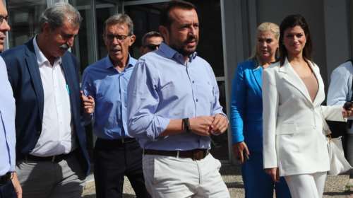 Ολος ο ΣΥΡΙΖΑ στη ΔΕΘ πλην του Κασσελάκη - Με 13 βουλευτές δίπλα του ο Παππάς, ανάμεσά τους Πολάκης και Φάμελλος