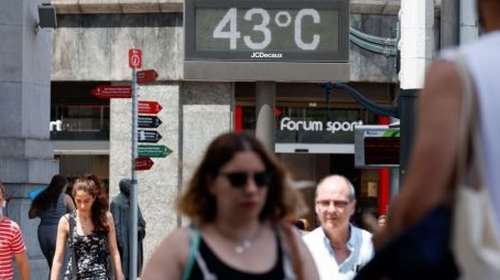 Καύσωνας Κλέων: Εκτακτα μέτρα στον ιδιωτικό τομέα - Τι προβλέπεται για τηλεργασία και υποχρεωτική παύση εργασιών