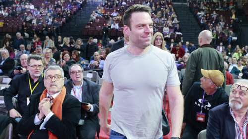 Πολεμικό το κλίμα στον ΣΥΡΙΖΑ: Μαζεύουν υπογραφές για αναβολή των εκλογών - &quot;Οχι&quot; λέει ο Κασσελάκης και ζητάει &quot;καθαρή λύση&quot;