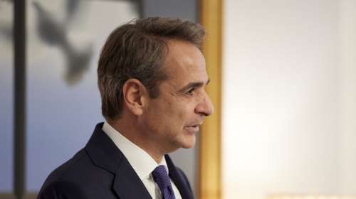 Ο Μητσοτάκης μίλησε με Αμπάς: Mόνο πολιτική λύση μπορεί να  εγγυηθεί την ειρήνη ανάμεσα σε Ισραήλ και Παλαιστινίους