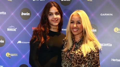 Γωγώ Μαστροκώστα: Η hot εμφάνιση με λεοπάρ jumpsuit σε νυχτερινό μαγαζί της Αθήνας