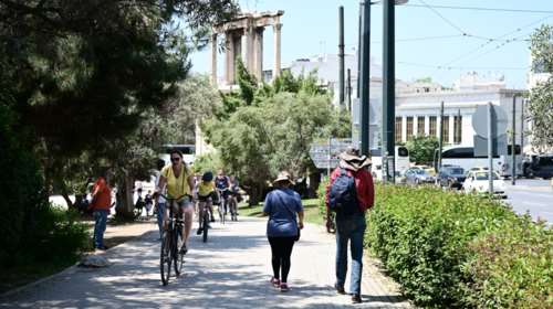 Κορονοϊός: 1.375 κρούσματα στην Αττική και 305 στη Θεσσαλονίκη - Αναλυτικά ο χάρτης