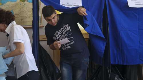 Εκλογές: Με διαφορά 6 μονάδες η ΝΔ από τον ΣΥΡΙΖΑ στο παρά 5 της κάλπης