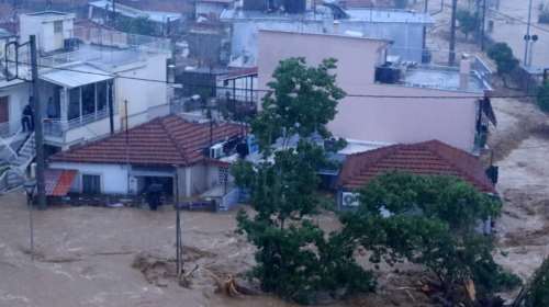 Κακοκαιρία Daniel: Αγωνία για 3 αγνοούμενους - Βρέθηκε σώο το ζευγάρι των Αυστριακών