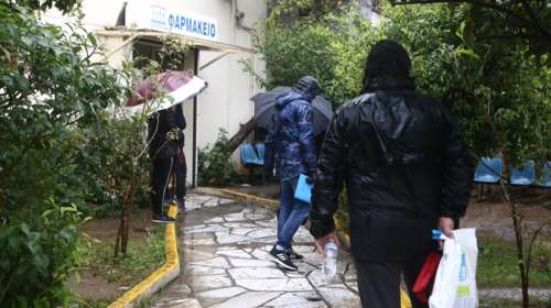 Ναύπλιο: Πατέρας διένυσε απόσταση 140 χλμ για να πάρει τις ενέσεις του παιδιού του