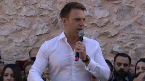 Κασσελάκης: Ο "Ιάκωβος Καμπανέλλο..." που τον έφερε σε αμηχανία - "Τι είπα ο ηλίθιος, ε..."