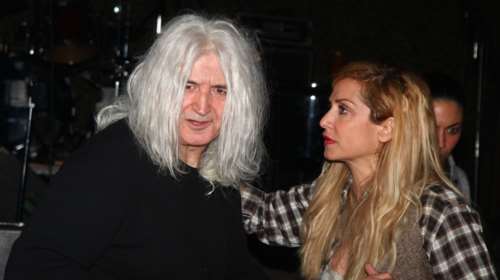 Αφοριστικός ο Νίκος Καρβέλας με το έντεχνο: &quot;Είναι το τραγούδι των ατάλαντων και των δυσκοίλιων&quot;