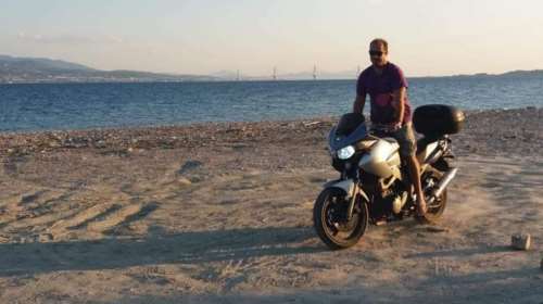 Θρήνος στην Ηλεία για τον 44χρονο Πέτρο που σκοτώθηκε σε τροχαίο - Πριν ένα μήνα έγινε πατέρας για δεύτερη φορά