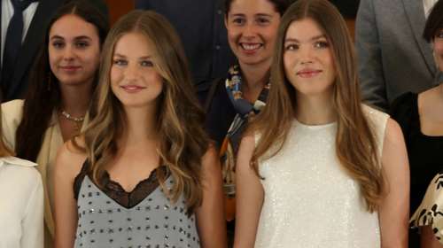 &quot;Γιατί την ντύνουν σαν γιαγιά;&quot;: Η κούκλα πριγκίπισσα Λεονόρ και η εντελώς άστοχη εμφάνιση που σχολιάστηκε αρνητικά