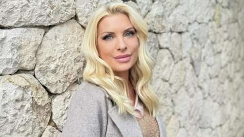 Ελένη Μενεγάκη: Σάλος με βίντεο που ανέβασε στο instagram ανήμερα της κηδείας της Βέφας Αλεξιάδου