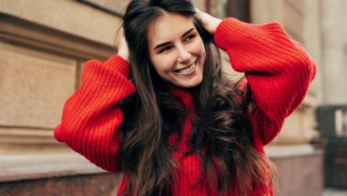 Red Power: Αυτό το γαλάκτωμα με εκχύλισμα καμέλιας είναι ένα πραγματικό ελιξίριο νεότητας