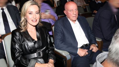 Συγκινεί η κόρη του Μίμη Δομάζου: Στο σπίτι με φώναζε "κόρη στρατηγού" - Αυτό το ξαφνικό σε διαλύει, σε σκοτώνει