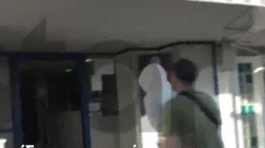 Τρίκαλα: "Ποτέ δε σκέφτηκα να σκοτώσω τη μάνα που με γέννησε" - Τι είπε στην απολογία του ο 18χρονος