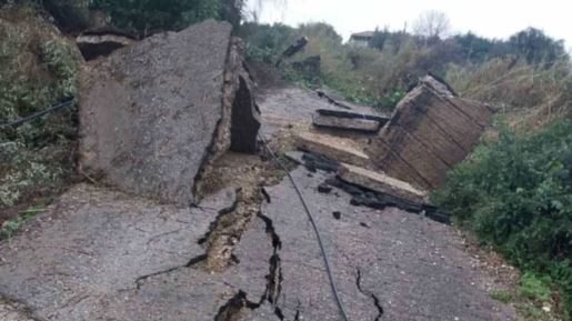 Στο έλεος της κακοκαιρίας η Ήπειρος: Συνεχείς κατολισθήσεις στην Πρέβεζα - Σε Μυρσίνη, Μύτικα και Ε.Ο. τα προβλήματα