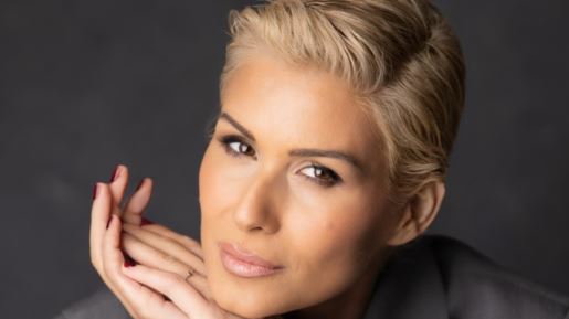 Άννα Κανδαράκη στο TheTOC: Γιατί στον έρωτα μένουμε, φεύγουμε ή κρατάμε αποστάσεις - Τι κρύβεται πίσω από τις επιλογές μας