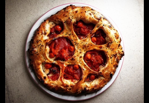 Τι είναι πάλι αυτή η γαστρο-πίτσα που θα φτιάχνουν στη Βούλα;