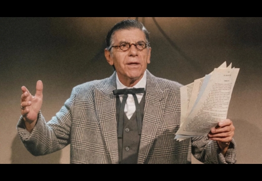 Τι ετοιμάζει ο Γιάννης Μπέζος στο θέατρο Άνεσις;