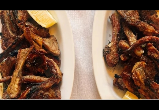 Λένε πως αυτά είναι τα πιο μερακλίδικα παϊδάκια σε ολόκληρη την Αθήνα