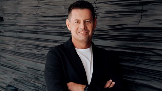 Ο ΟΠΑΠ απορροφάται από τον κολοσσό της Allwyn και "βλέπει" διεθνή χρηματιστήρια - Σε Λουξεμβούργο και Ελβετία η νέα έδρα