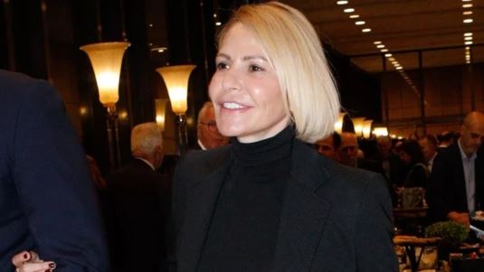 Η Τζένη Μπαλατσινού μοιράστηκε μία σπάνια φωτό από τον γάμο της Αμαλίας Κωστοπούλου