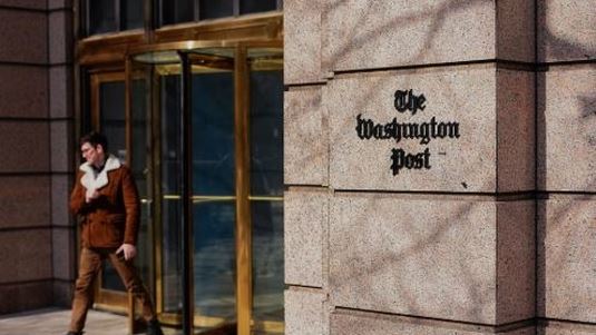 Κύμα μαζικών απολύσεων δημοσιογράφων στην Washington Post:  "Μία από τις πιο σκοτεινές ημέρες" στην ιστορία της