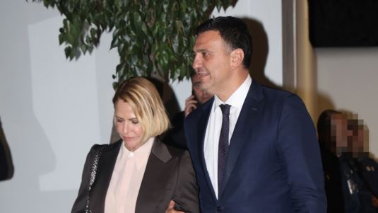 Βασίλης Κικίλιας - Τζένη Μπαλατσινού: Στη δεξίωση που παρέθεσε η Κίμπερλι Γκίλφοϊλ στην Πρεσβευτική κατοικία